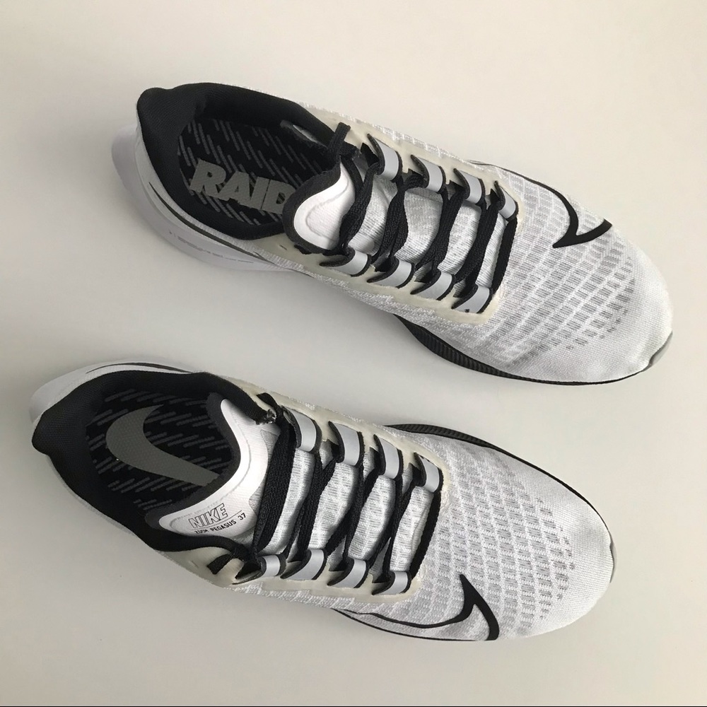 Nike Air Zoom Las Vegas Raiders - Picture 8 of 12